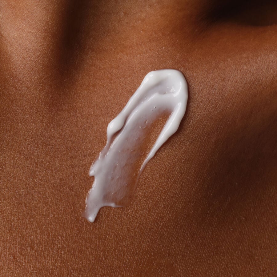 natural-moisturizing-factors-inulin-body-lotion-o8 ORD-Body-Care-Bundles-Brief-NMF-application-shot.jpg